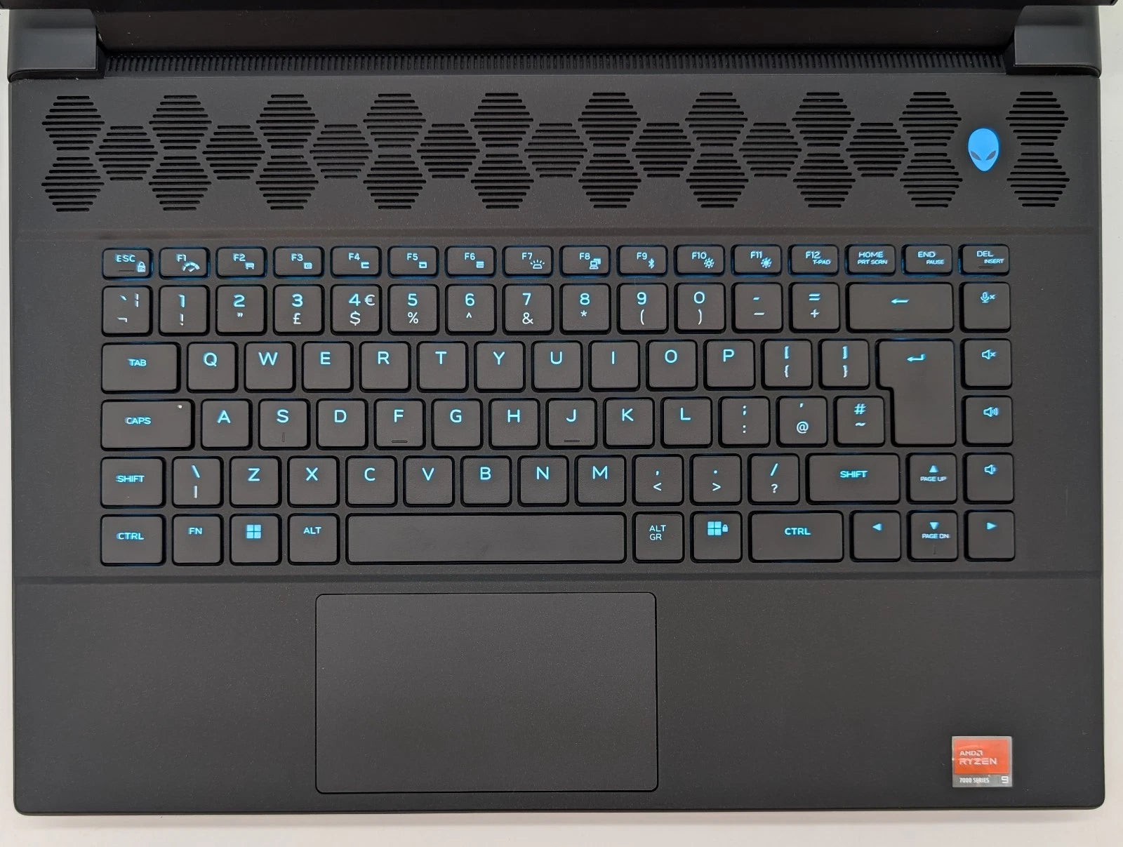 Alienware M16 R1 AMD Laptop, AMD Ryzen 9 7845HX, 32GB RAM, 2TB NVMe.